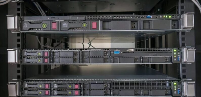 Tower Servers vs. Rack Servers: Choosing the Right Form Factor for Your Business