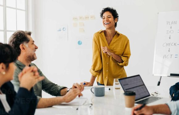 Transform Virtual Meetings with Free AI Background Switchers